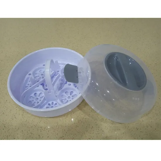 China Manufacturing Portable Baby and Infant Bottle Microwave Steam Sterilizer for Baby Feeding