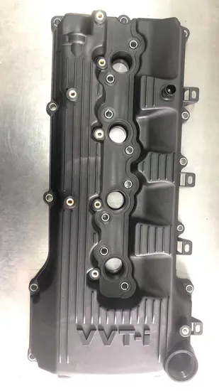 11201-0c012 Engine Valve Cover for Toyota Tacoma 2.7L 2016-2021 Hilux Hiace 201312
