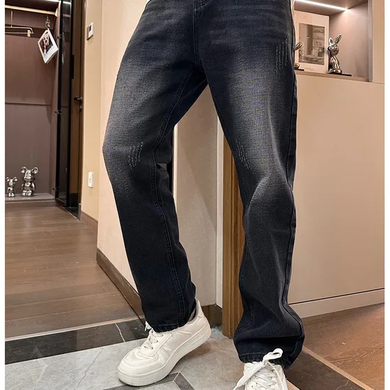 Young and Trendy Denim Fashion Branded Blue Jeans with Perfect Replication