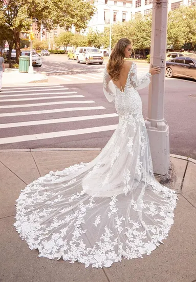 Detachable Long Bishop Sleeves Lace Custom Made Mermaid Wedding Gown