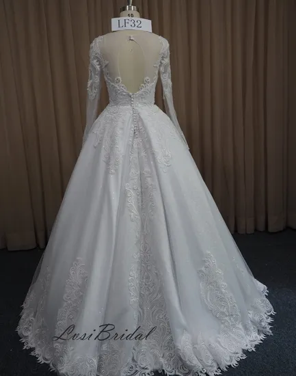 32 Long Sleeve V Neckline Heavy Beading Lace with Wedding Dress Ball Gown Skirt White Wedding Dress with Long Train Wedding Dress Wholesale