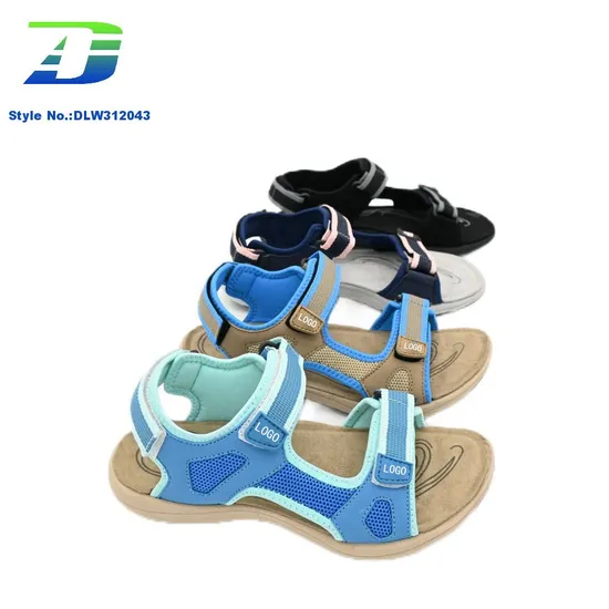 Summer Breathable Women′s Outdoor Shoes Anti Slip and Wear Resistant Magic Button Sandal