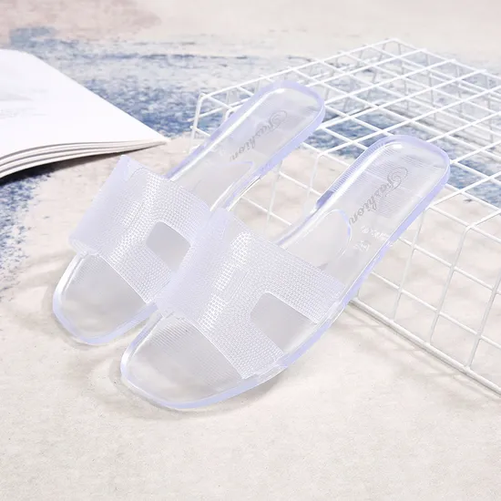 Summer 2025 New Fashion Hot Sale Jelly Sandals Crystal Women′s Jelly Slippers