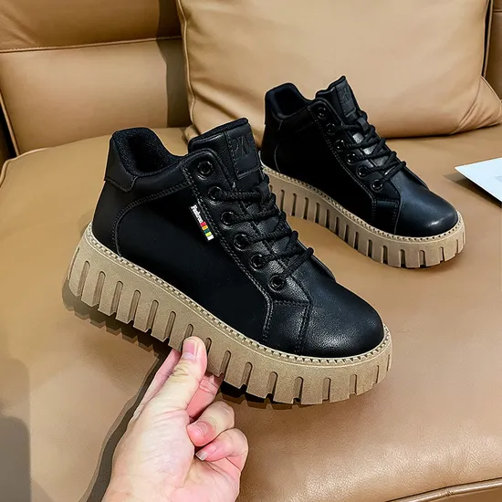 2023 Autumn and Winter New Ins Korean Version Plus Cashmere Small White Shoes