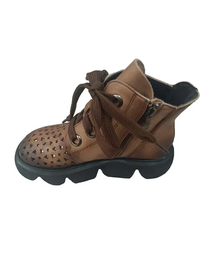 Chic Women’ S Leather Slip-on Shoes for Everyday Style