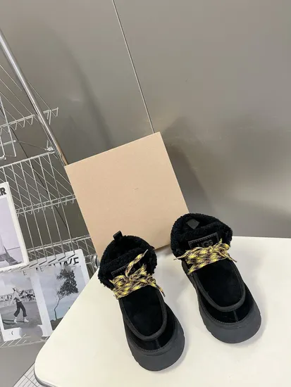 Fashion Boots Woman Snow Boots with Heels Shoes for Women New Styles