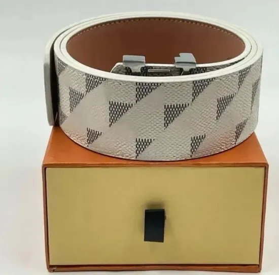 Designer Belts Man Womens Belt Classic Casual Leather Belts Metal Letter Smooth Buckle Woman Waistband Fashionable Belt