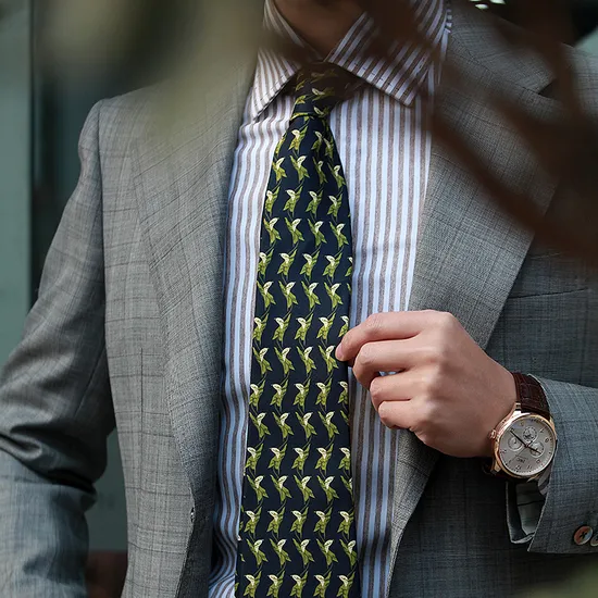China Factory Luxury 100% Silk Digital Printed Woven Silk Necktie of Custom Box