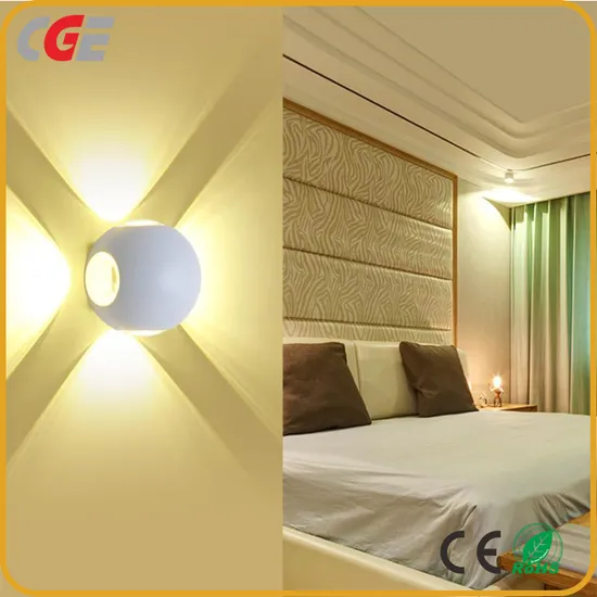 IP65 12W Surface Mount Decorative Waterproof up and Down Outdoor LED Wall Lamp for Garden