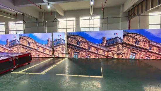 Indoor and Outdoor Full Colour P3.9 LED Display Screen for Rental