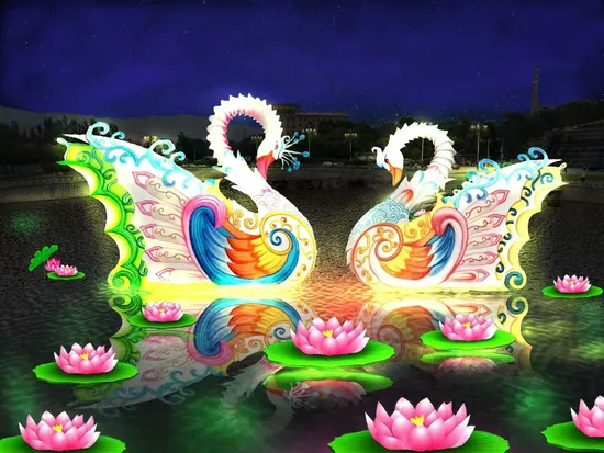 Innovative Outdoor Events Show Featuring Custom Decorative Lanterns