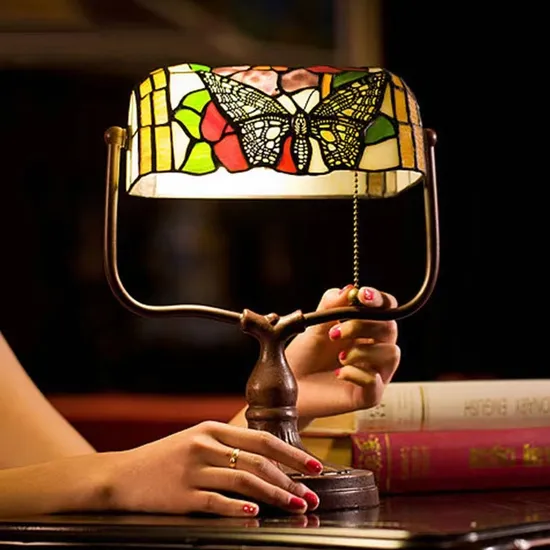 Customized Tiffany Antique Bank Table Lamp