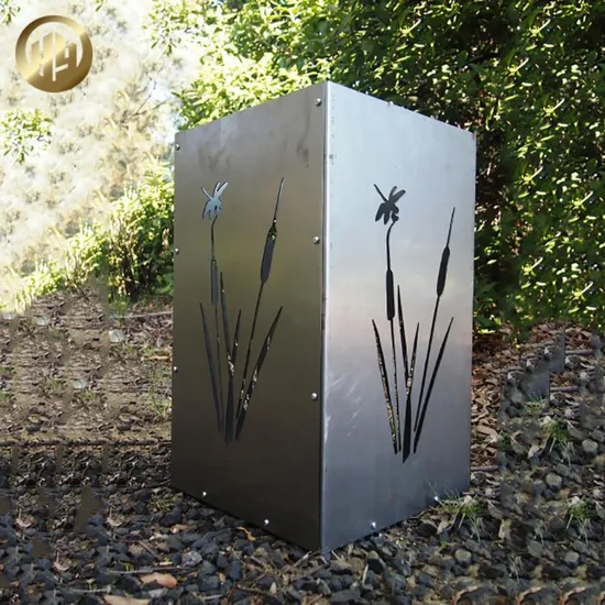 Corten Steel Durable Rusty Metal Simple Garden Decoration Light