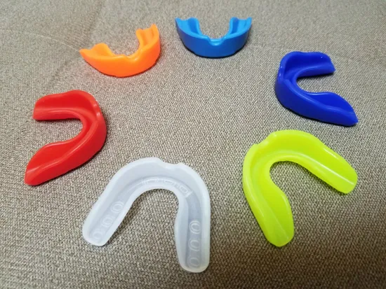 Manufacturers Wholesale EVA Anti Bruxism Basketball Boxing Sanda Thai Taekwondo Fighting Sports Tooth Guard MMA Mouth Guard