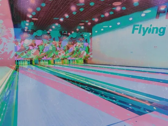 Highly Professional Bowling Alley China Bowling Set with Bowling Scoring System of Factory Price