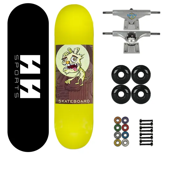 Wholesale 31inch PRO Complete Beginner Skate Board Customized Kids Skateboard 7 Layer Maple Wood Longboard Skateboard Deck