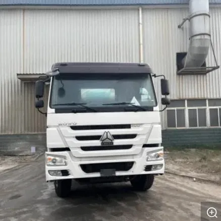 Sinotruk 6X4 Heavy Duty Concrete Mixer Truck for Sale