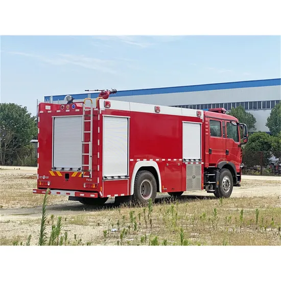 Sinotruk HOWO 380HP 8cbm 4X2 Fighting Truck Fire Rescue Truck