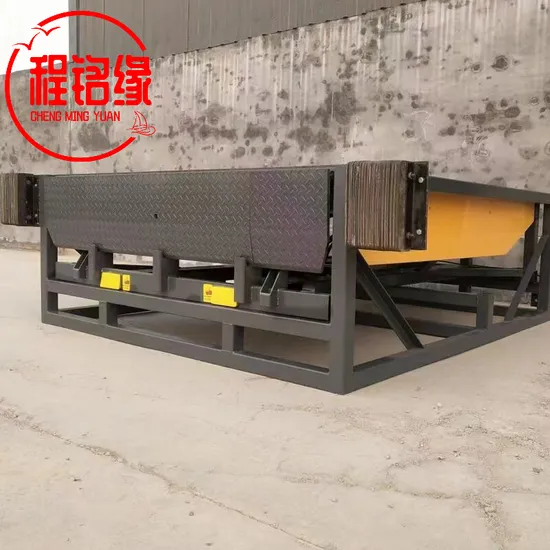 Versatile Cargo Lifting Platform for Efficient Loading and Unloading