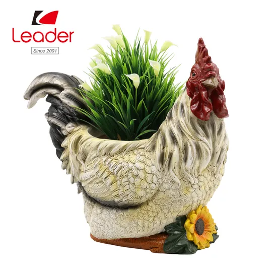 Handmade Resin Rooster Planter for Outdoor Flowerpot Decor