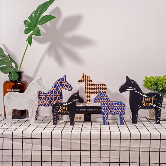 Hand-Painted Tabletop Decorations Creative Wooden Horse Home Tabletop Decoration