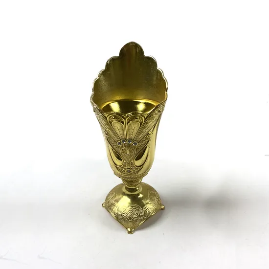 Wholesale Factory Price Oemodm Gold Candle Jar Luxury Candle Container Candles Holders for Decoration