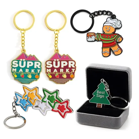 Manufacturer Custom Key Chain Souvenir Gifts Cartoon Anime Keychain 2D 3D Character Christmas Keychain Keyring with Packing Box