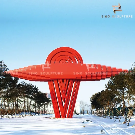 Painting Staninless Steel Sculpture
