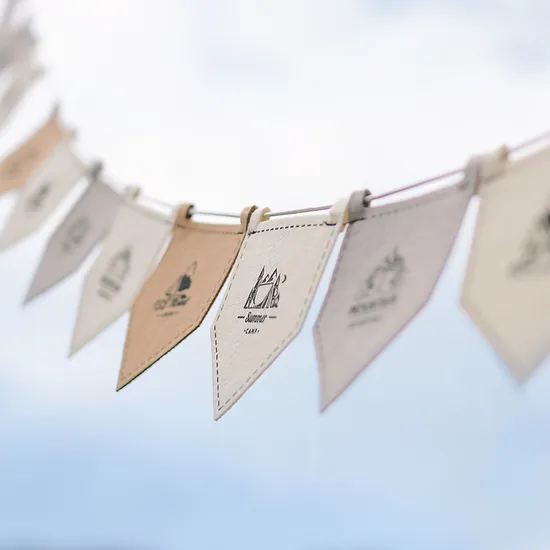 12 Pieces Fabric Bunting Banner Outdoor Hiking Decoration Flags Campfire Club Pennant Flag Camping Atmosphere Emotion Garden Camp Pentagon Felt Flag Supplies