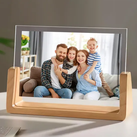 Elegant U Shape Wooden Picture Frame for Home Dé Cor
