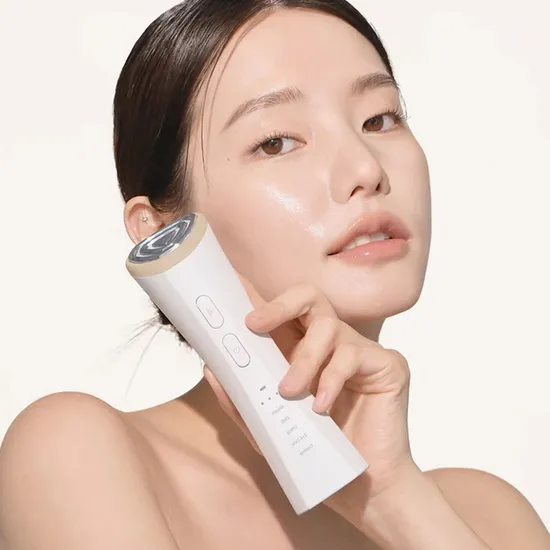 Factory Direct Delivery Blue Light Treatment Ice-Compress Mini Portable RF Beauty Device