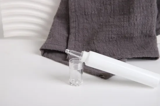 Factory 10- 30ml Cosmetic Plastic Tube Eye Cream Dropper Head Tube with Clear Dropper Applicator Packaging