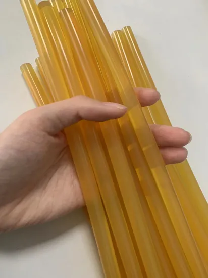 7*100mm Customized Factory Hot Melt Glue Sticks Adhesive Stick 7*100mm Customized Factory Hot Melt Glue Sticks Adhesive Stick