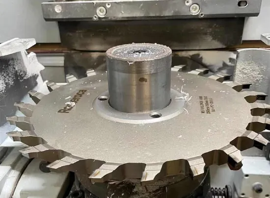 High Surface Hardness and Wear Resistance PCD Profile Cutters Tools for Click Slotting Machine