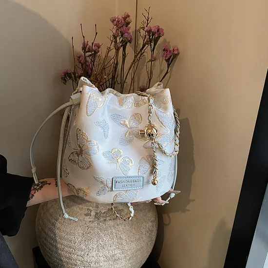 Summer Small Women Fashion Chinese Style Embroidery Bucket Messenger Bag