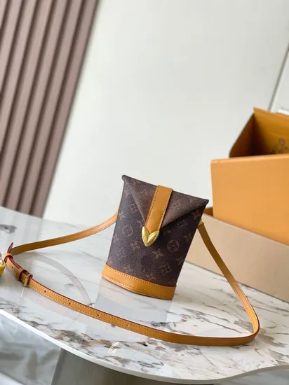 Fashion Luxury Designer New Bucket Bags Wholesale High Quality Leather Women′s Bags