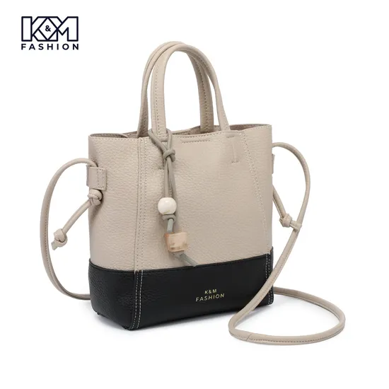 Smaller Chic Shopper Tote in Stylish Hues for Modern Fashionistas