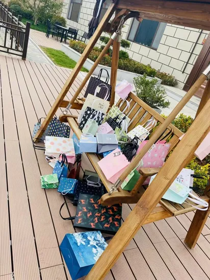 Retail Plastic Bag Gift Packaging Bags Storage Bag Plastic Tote Bags