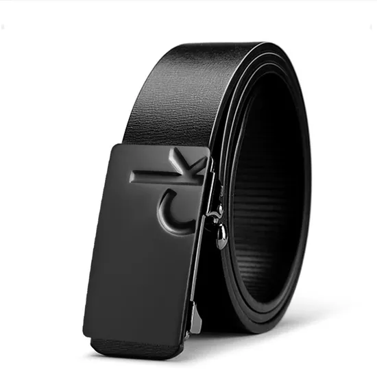 Fashionable Men′s Business Toothless Automatic Buckle Cowhide Belt