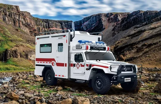 Dongfeng Warrior Wading Four-Wheel Drive Ambulance for Hospital Patient Transport Medical Car