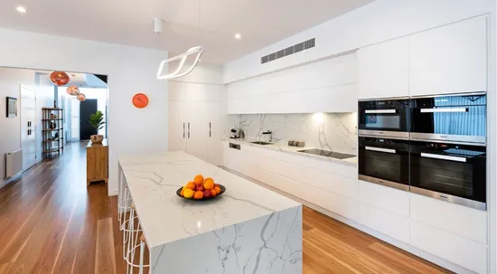 Hotel Furniture Commercial Lacquer Quartz Stone Kitchen Cupboard Design Modern Kitchen Cabinet