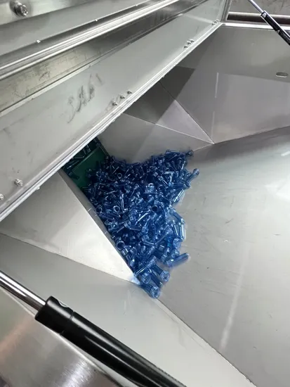 Fast Production Rates User-Friendly 6 Cavity Blowing Machine