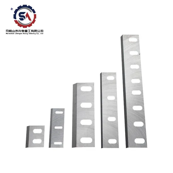 Hardened Crusher Blade with Blade Impact Resistance Cutting Precision Durability Under Load