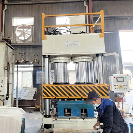 Molded Press Wood Pallet Making Machine