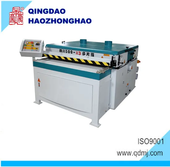 Woodworking Multiple Rip Saw Cutting