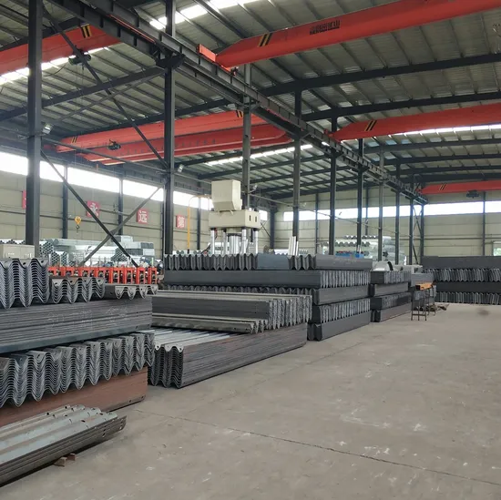 Accident-Reducing Galvanized Traffic Barriers for Road Safety Highway Guardrails OEM