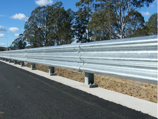 En1317 Highway Guardrail W Beam Crash Barrier Galvanized Road Safety Guardrails Metal Traffic Barrier Roadside Protection Suppliers