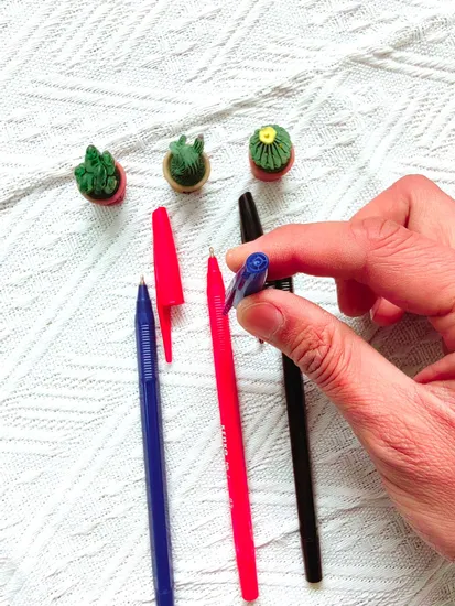 Replaceable Refill Semi-Gel Pen Eco Ball Pen 1.0 or 0.7mm with 50PCS Box Packing