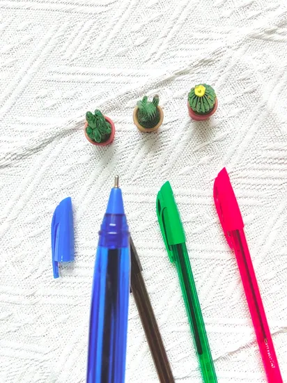 Replaceable Refill Semi-Gel Pen Eco Ball Pen 1.0 or 0.7 mm Mini Tip with 50PCS Box Packing