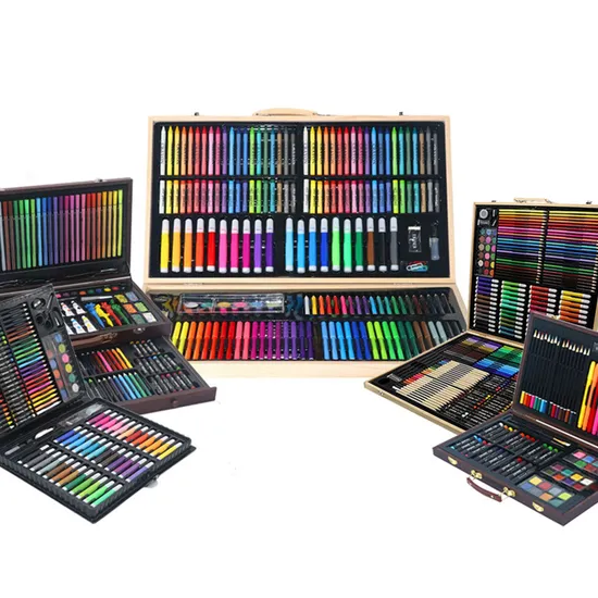 150PCS Wooden Box Children′s Painting Set